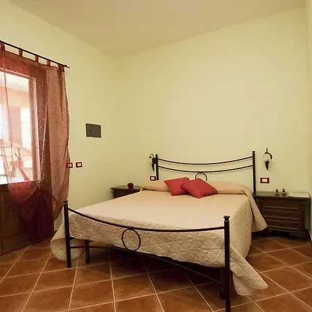Le Di Nonna Mara Gasthof Montescudaio